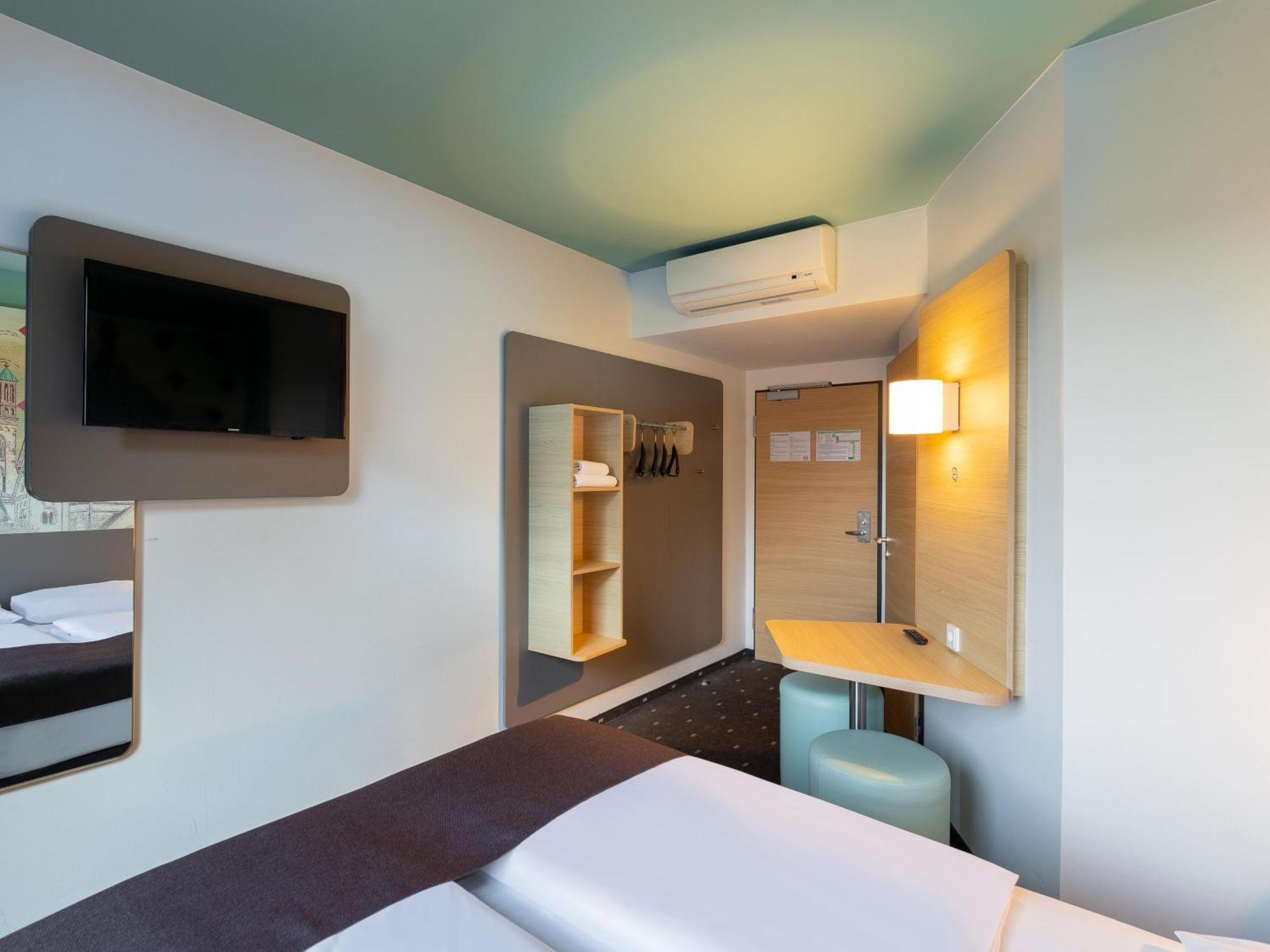 B&B Hotel Neuss Exterior photo