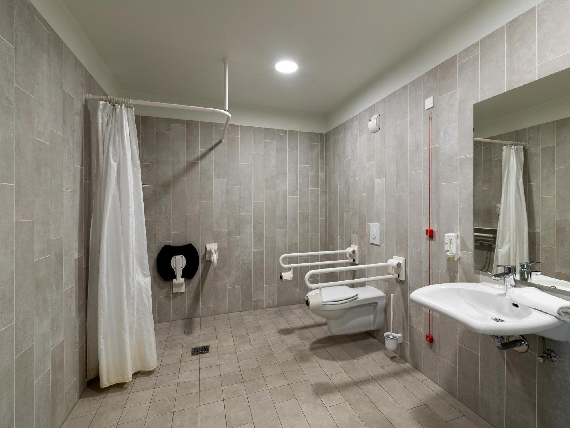B&B Hotel Neuss Exterior photo