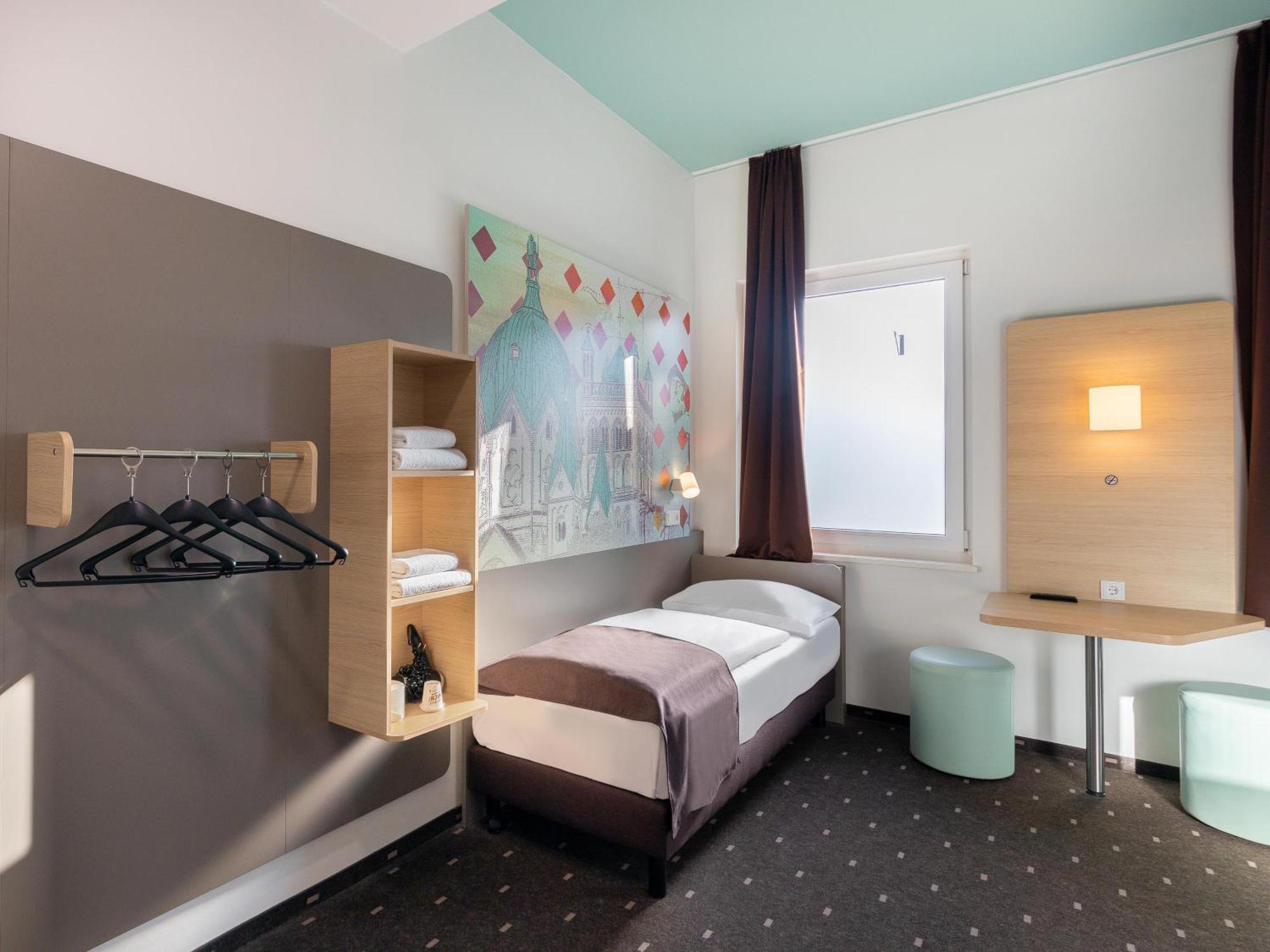B&B Hotel Neuss Exterior photo